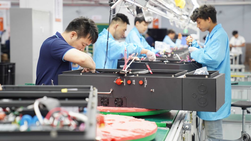 Shenzhen Resun energy Technology Co., Ltd línea de producción del fabricante