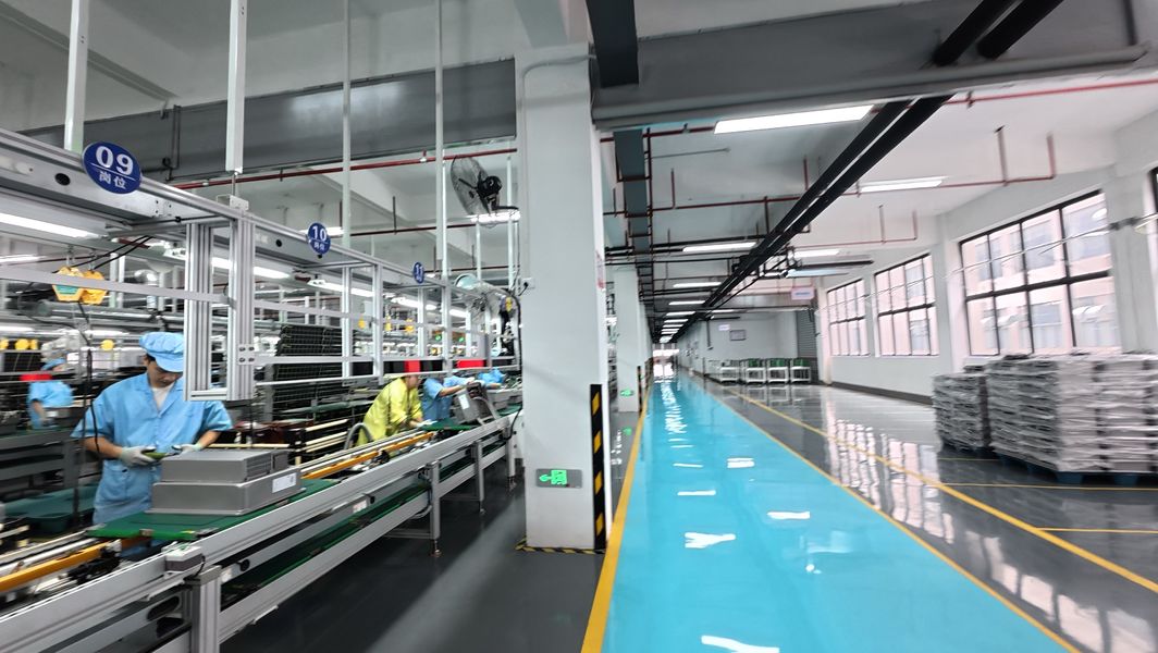 Shenzhen Resun energy Technology Co., Ltd línea de producción del fabricante